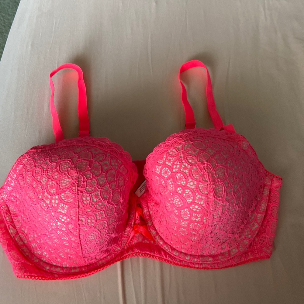 Hot pink bra, flower print, Victoria secret, 38D
